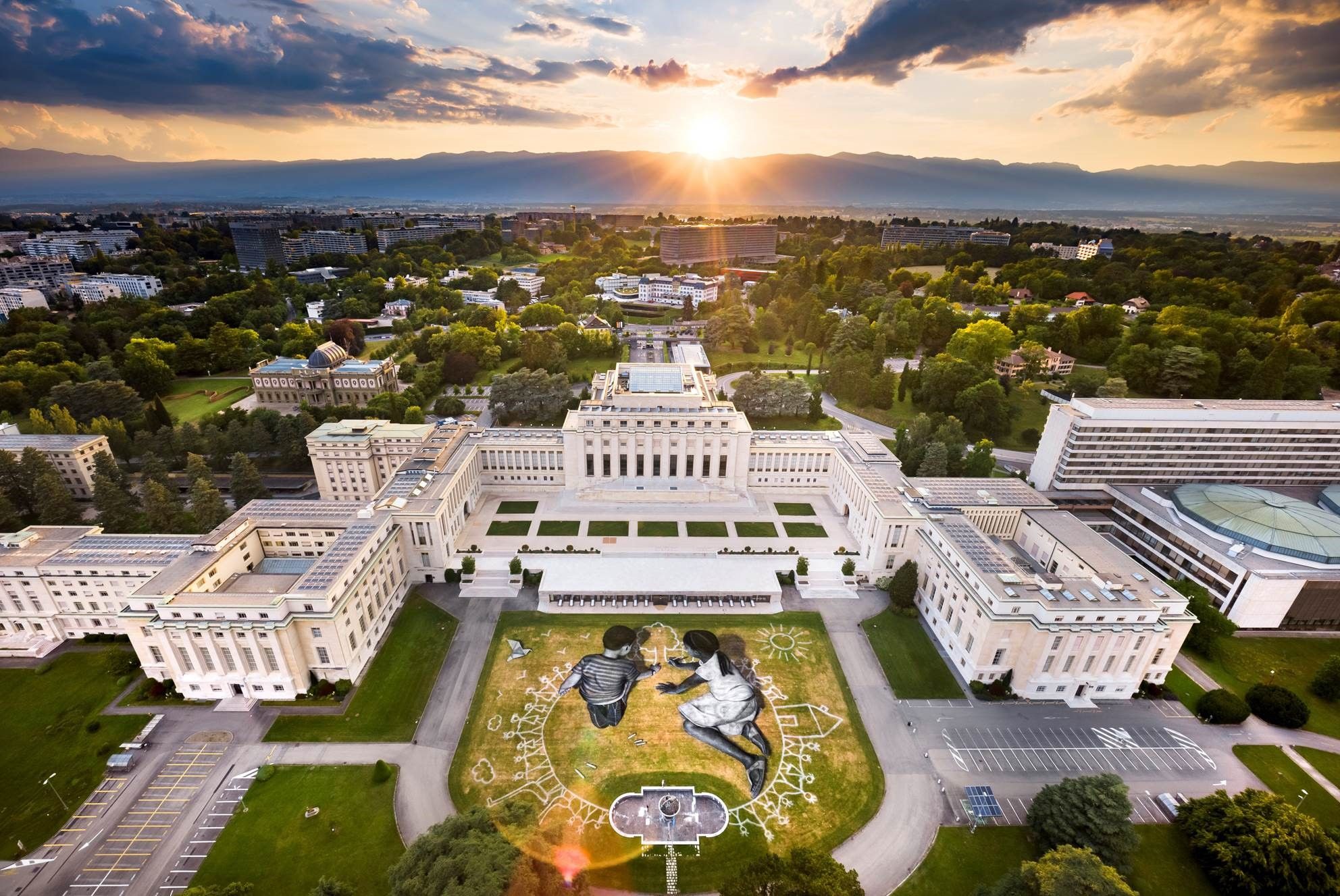 The fresco "World in Progress" by the artis SAYPE in the courtyard of the Palais des Nations in Geneva