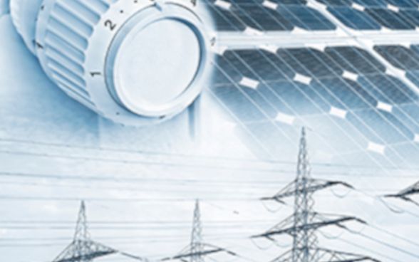 Poteaux électriques, éoliennes et panneaux solaires avec prise, flamme à gaz et thermostat de chauffage